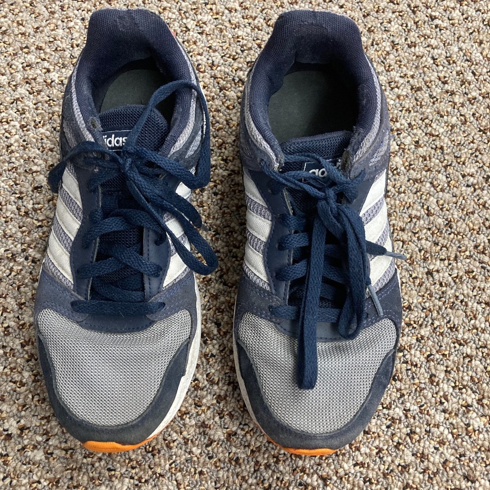 Adidas Youth Sneakers Size 6
